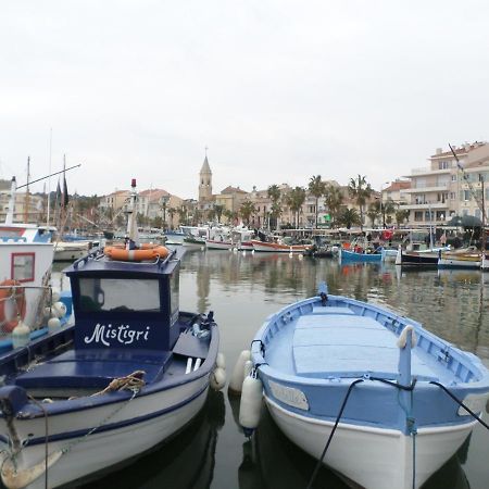 Les Romarins Appartement Climatise لا سين سور مير المظهر الخارجي الصورة