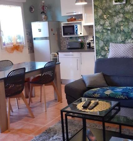 Les Romarins Appartement Climatise لا سين سور مير المظهر الخارجي الصورة